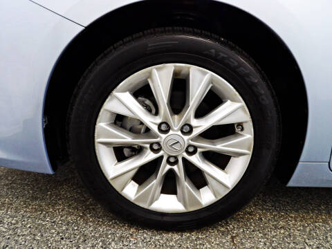 2013 Lexus ES 300h