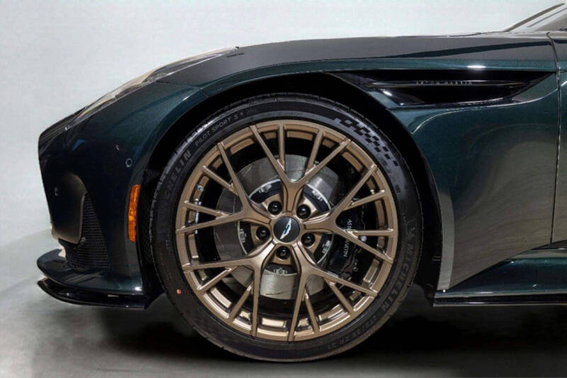 2026 Aston Martin DB12 V8