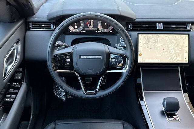 2026 Land Rover Range Rover Velar P250 Dynamic SE