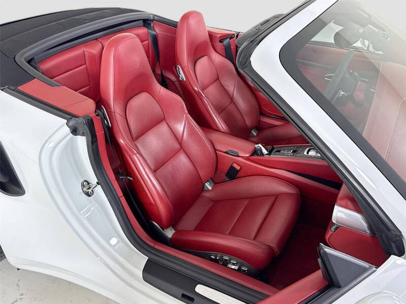 2015 Porsche 911