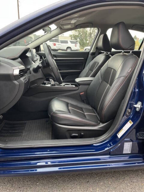 2024 Nissan Altima 2.5 SR