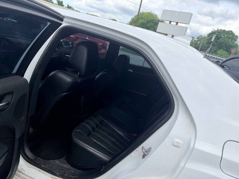 2018 Chrysler 300 S