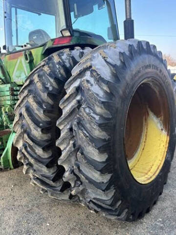 1994 John Deere 8300