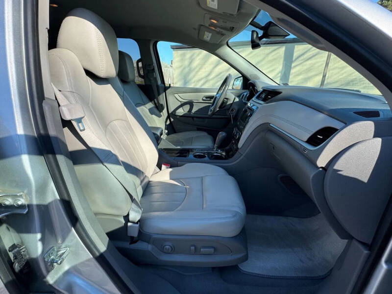 2017 Chevrolet Traverse Premier