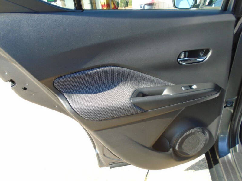 2019 Nissan Kicks SV