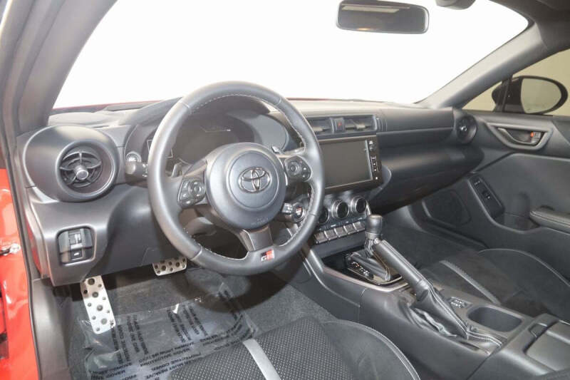 2024 Toyota GR86 Premium