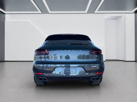 2017 Porsche Macan Turbo