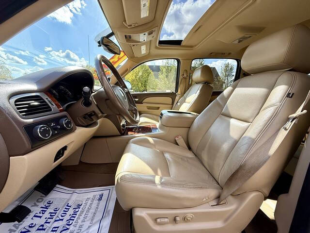 2013 Chevrolet Avalanche LTZ Black Diamond