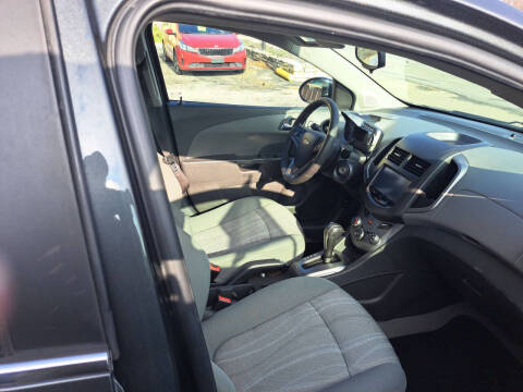 2016 Chevrolet Sonic LT Auto