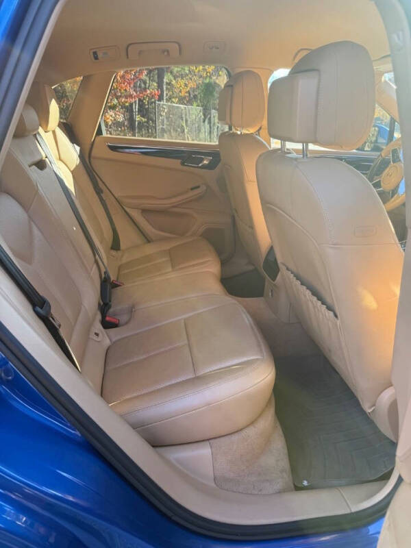 2015 Porsche Macan S