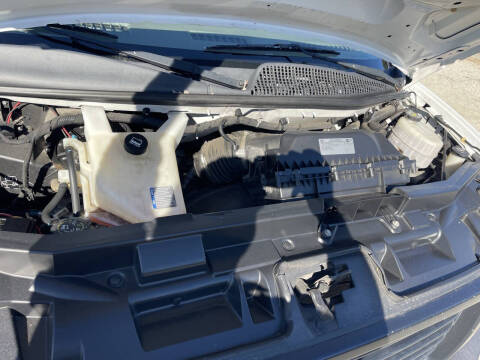 2021 GMC Savana 2500