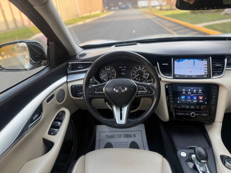 2019 Infiniti QX50 Essential