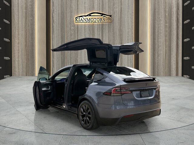 2023 Tesla Model X Standard Range