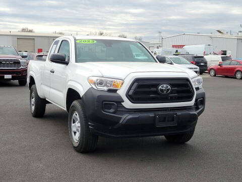 2023 Toyota Tacoma for sale at Breeden Pre-Owned in Van Buren AR