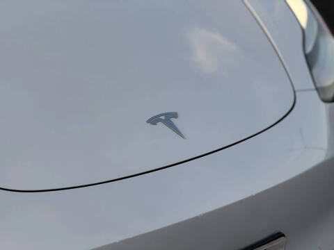 2017 Tesla Model 3 Long Range