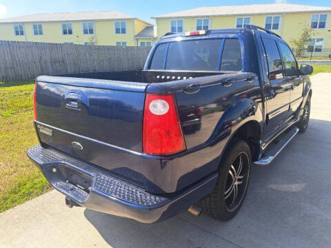2004 Ford Explorer Sport Trac XLT
