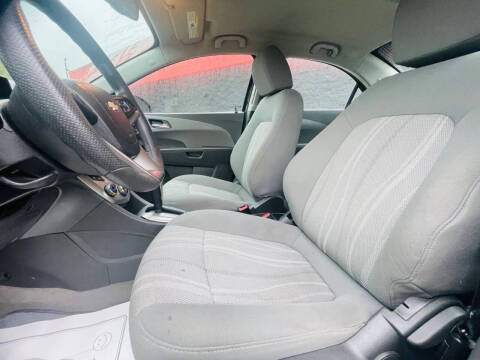 2015 Chevrolet Sonic LT Auto