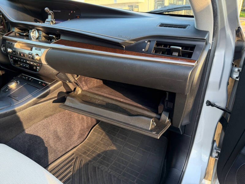 2015 Lexus ES 350