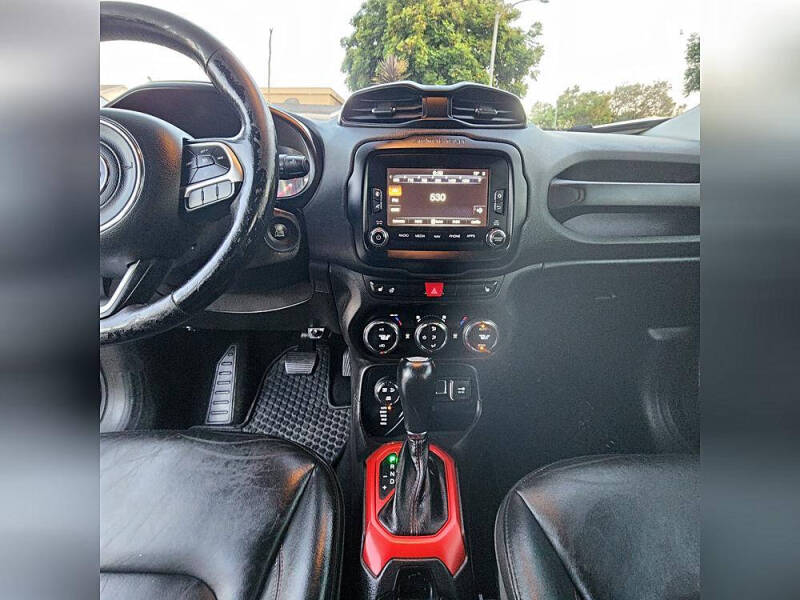 2016 Jeep Renegade Trailhawk