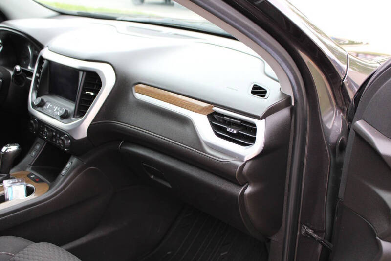 2019 GMC Acadia SLE-2