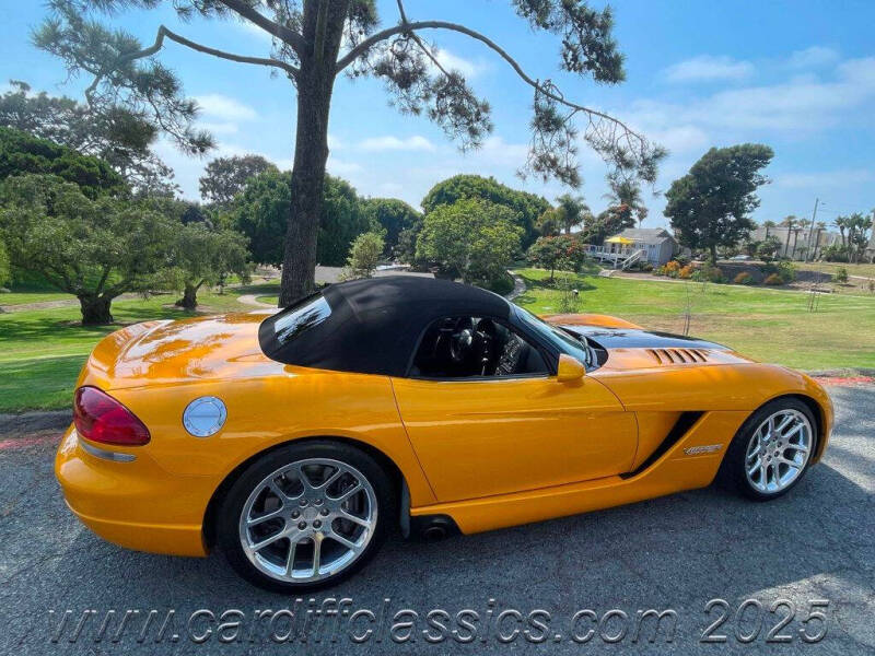 2003 Dodge Viper SRT-10