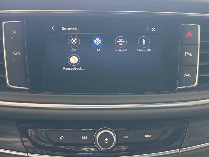 2023 Buick Enclave Essence