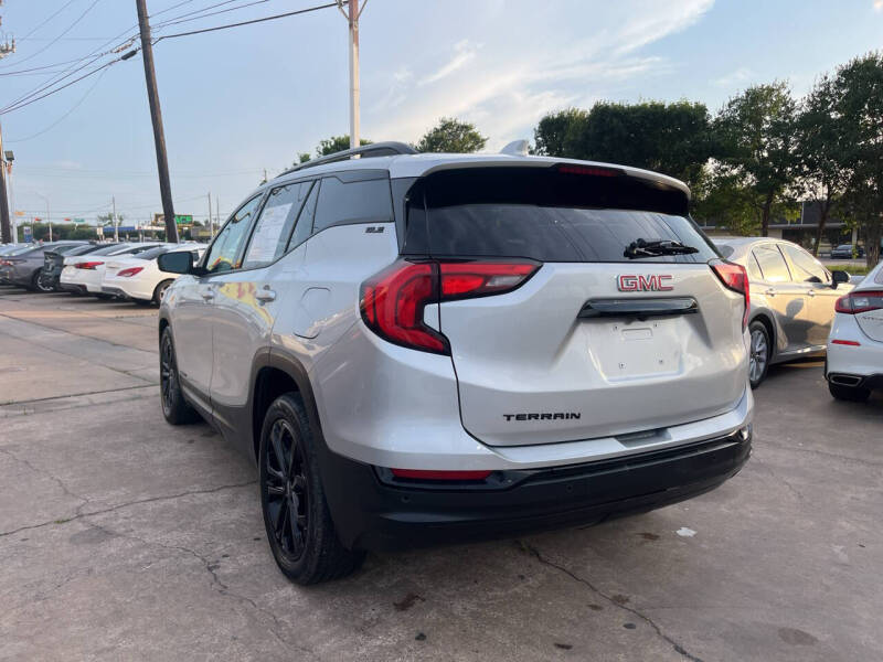 2020 GMC Terrain SLE