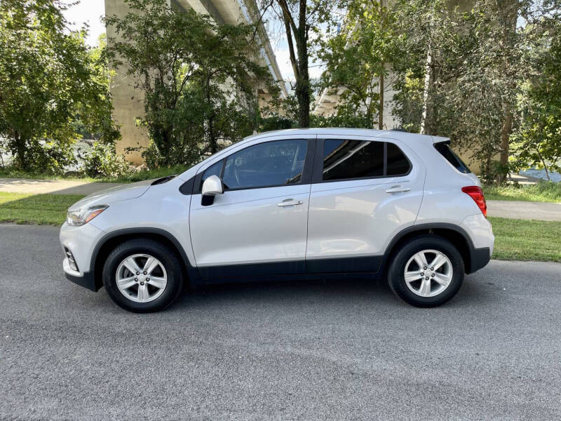 2020 Chevrolet Trax LS photo 4