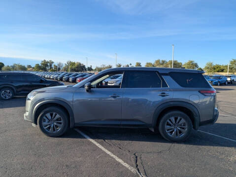 2024 Nissan Pathfinder S