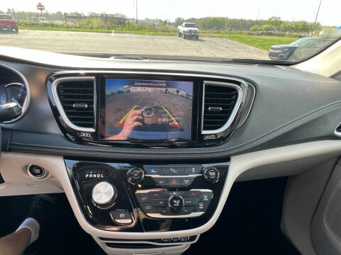 2024 Chrysler Pacifica Plug-In Hybrid