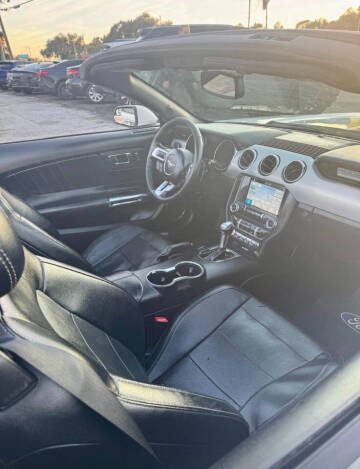 2017 Ford Mustang EcoBoost Premium