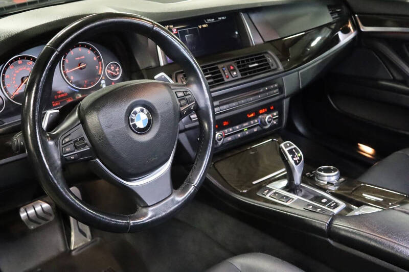 2016 BMW 5 Series 528i xDrive
