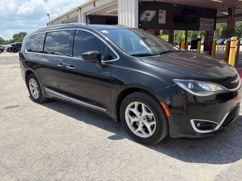 2020 Chrysler Pacifica Touring L