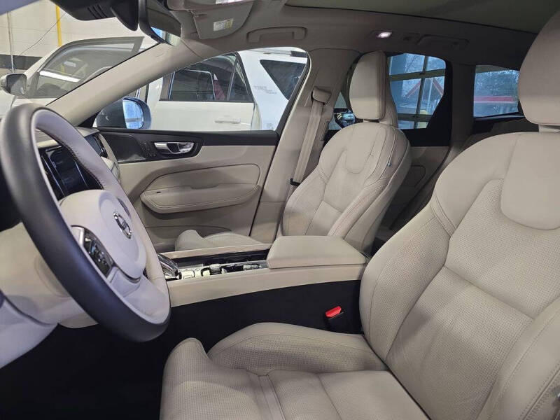 2022 Volvo XC60 Recharge T8 Inscription