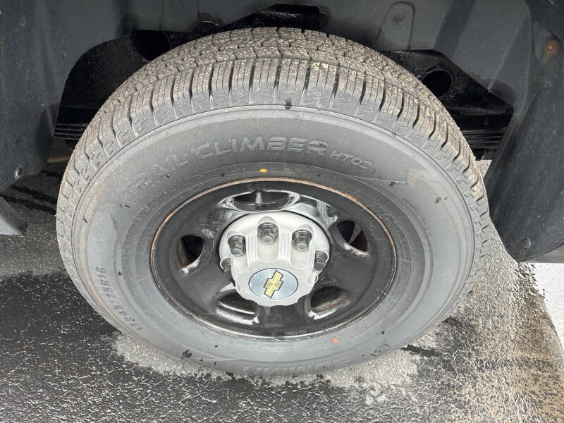 2013 Chevrolet Suburban Fleet 2500