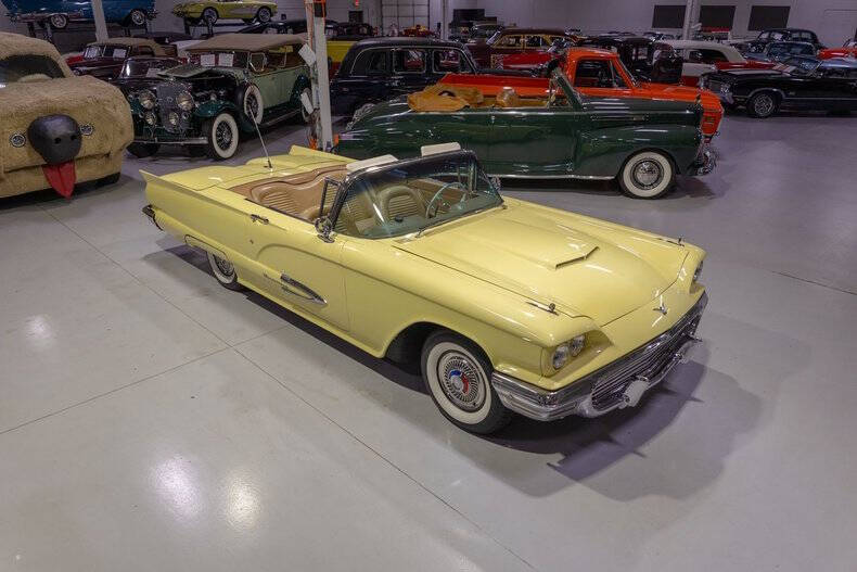1959 Ford Thunderbird
