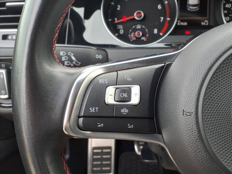 2019 Volkswagen Golf GTI S