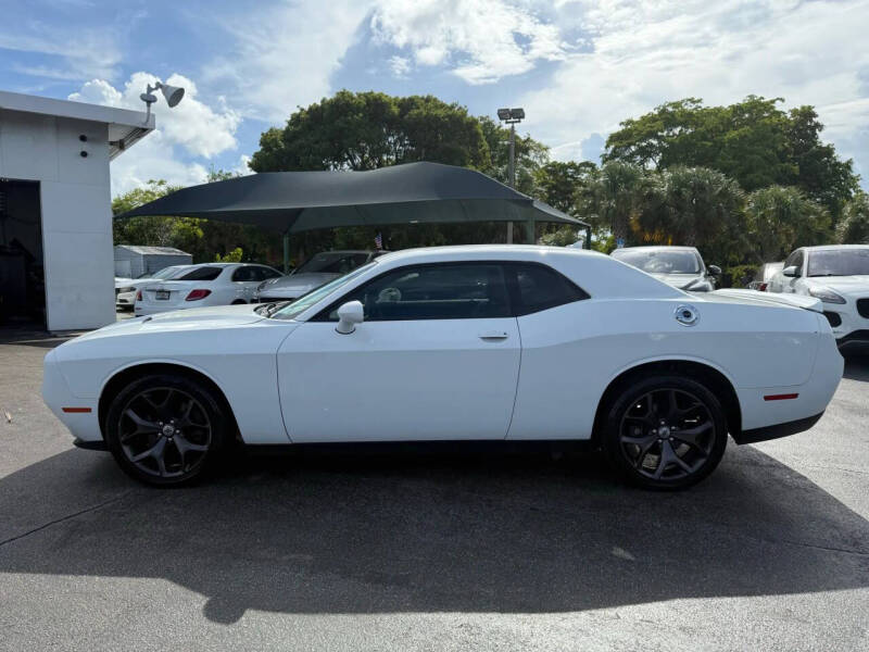2019 Dodge Challenger SXT