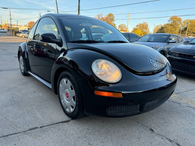 2010 Volkswagen New Beetle Base photo 6