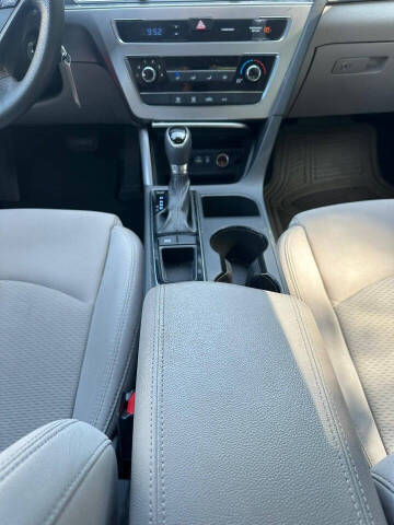 2015 Hyundai Sonata SE