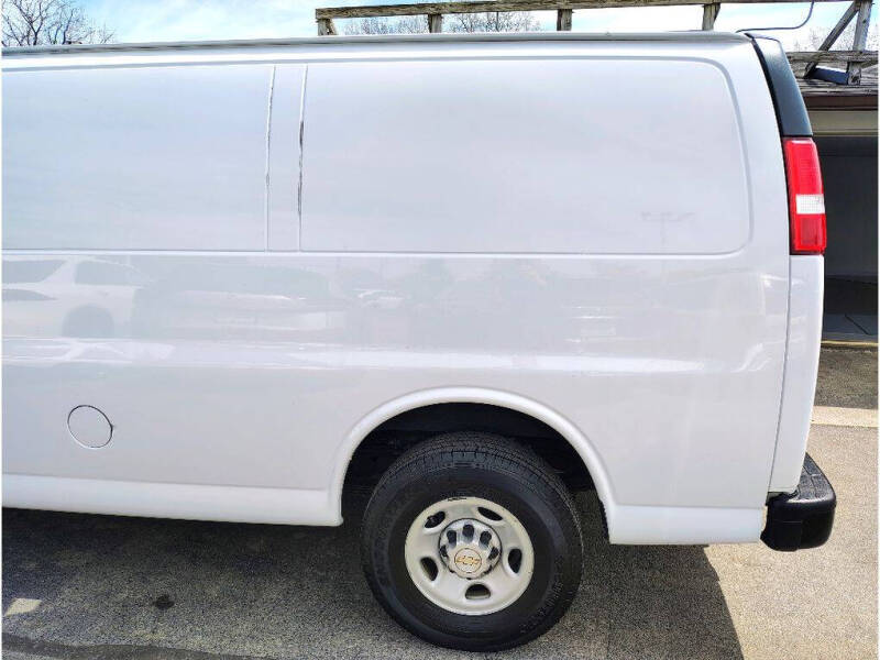 2020 Chevrolet Express 2500