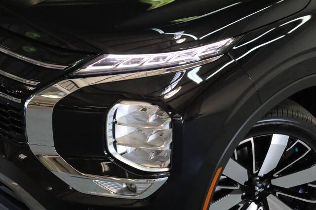 2025 Mitsubishi Outlander SEL