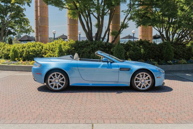 2012 Aston Martin V8 Vantage 40