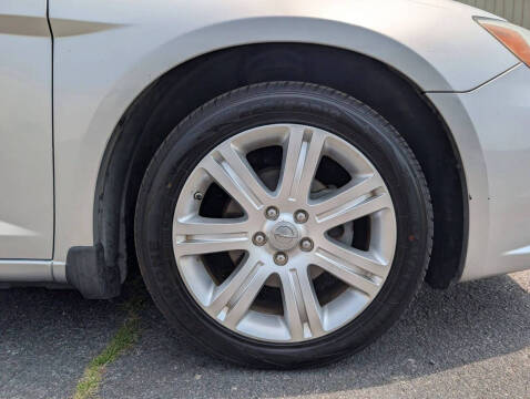 2012 Chrysler 200 Touring