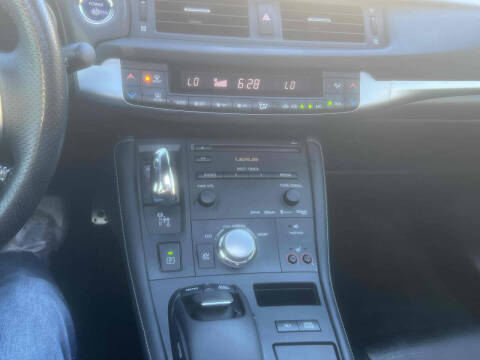 2013 Lexus CT 200h