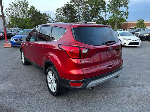 2019 Ford Escape SE