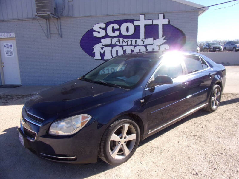 2008 Chevrolet Malibu for sale at SCOTT FAMILY MOTORS in Springville IA
