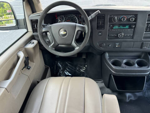 2016 Chevrolet Express 2500