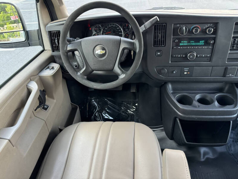 2016 Chevrolet Express 2500