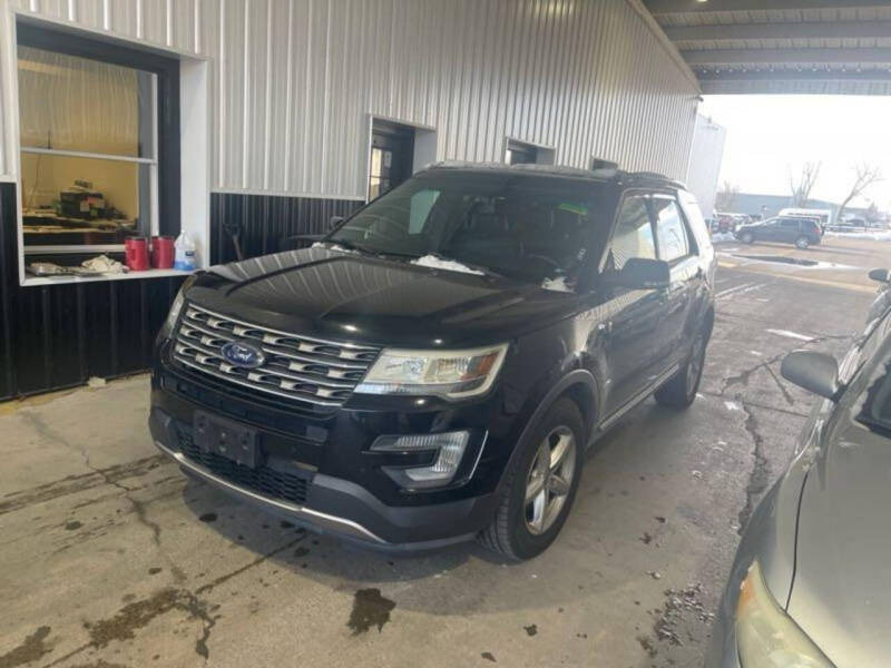 2016 Ford Explorer XLT's photo